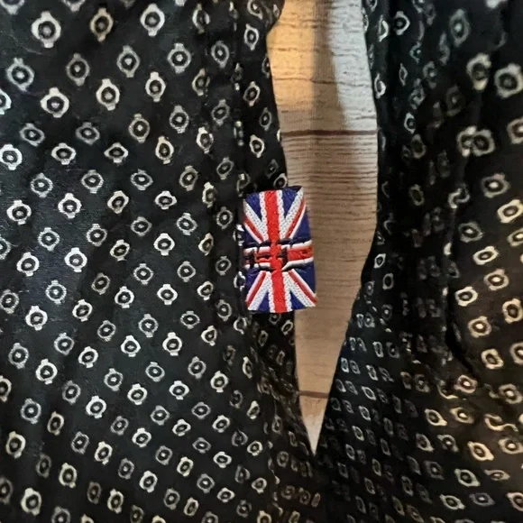 English Laundry Geometric Button-Down Shirt Medium - Picture 2 of 11